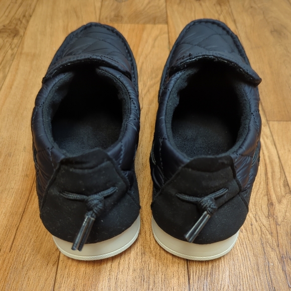 Sperry black quilted moccasins in size 9.5 - Picture 11 of 16